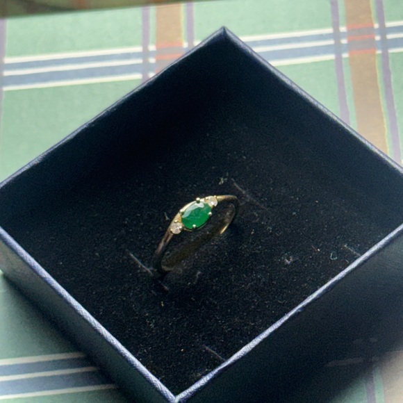Stone and Strand Emerald Diamond Merge Ring - Picture 5 of 7